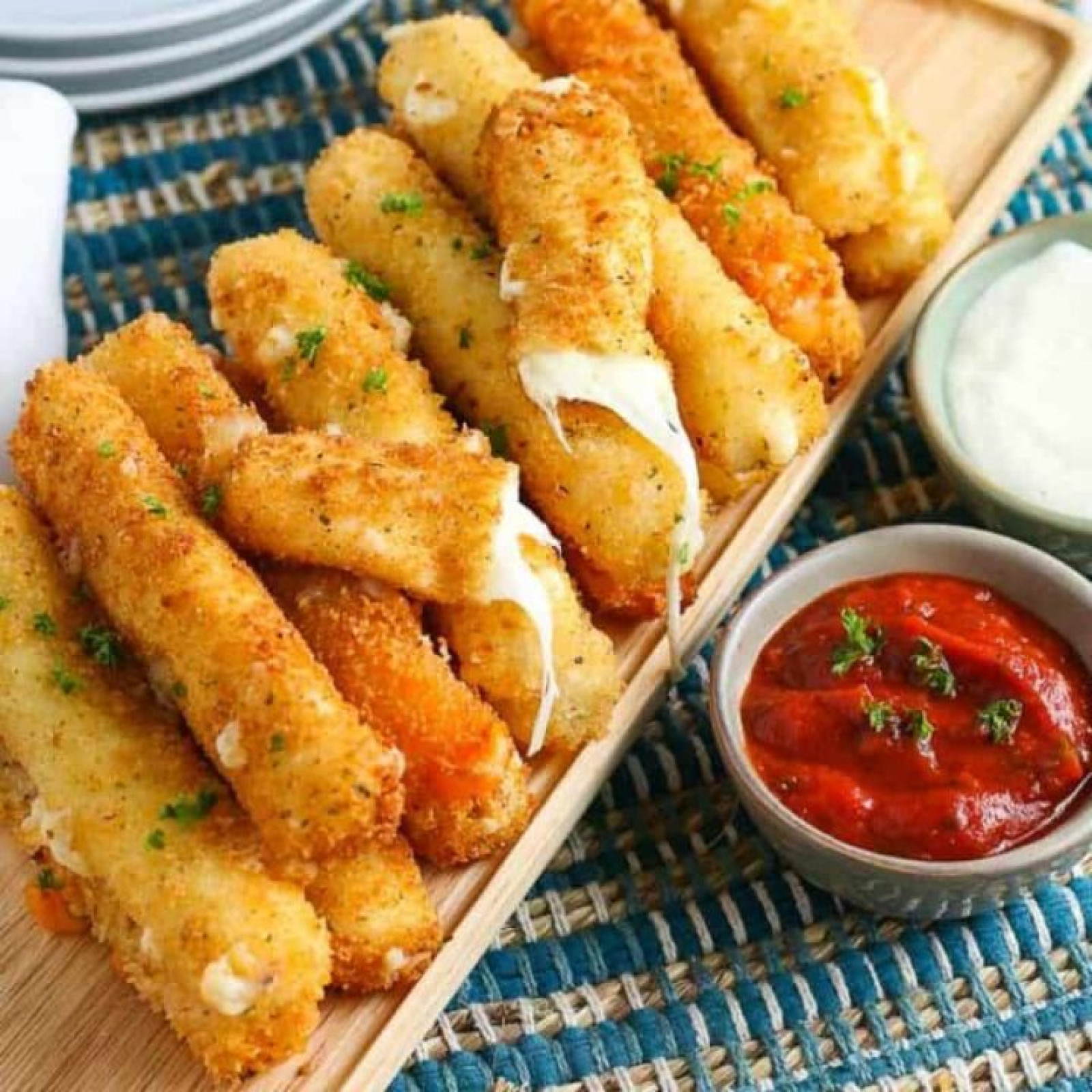 MOZZARELLA STICK